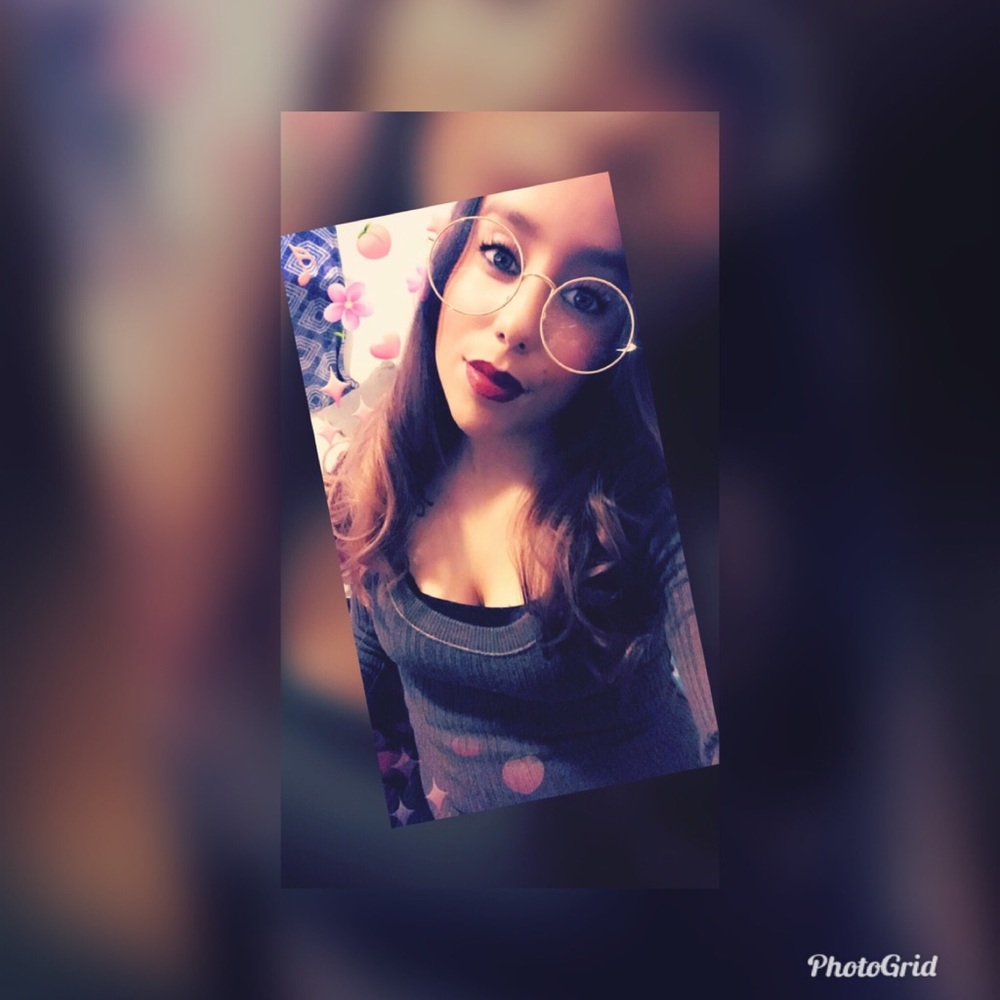 Meet your Posher, Abigail